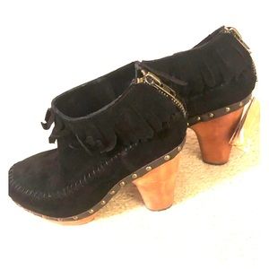 Flogg Platform Clogs